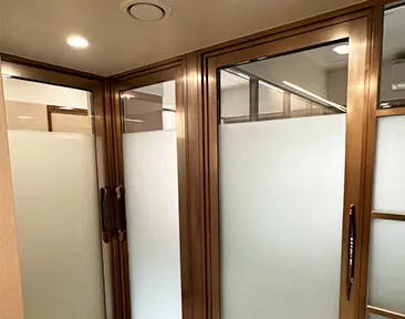 /
